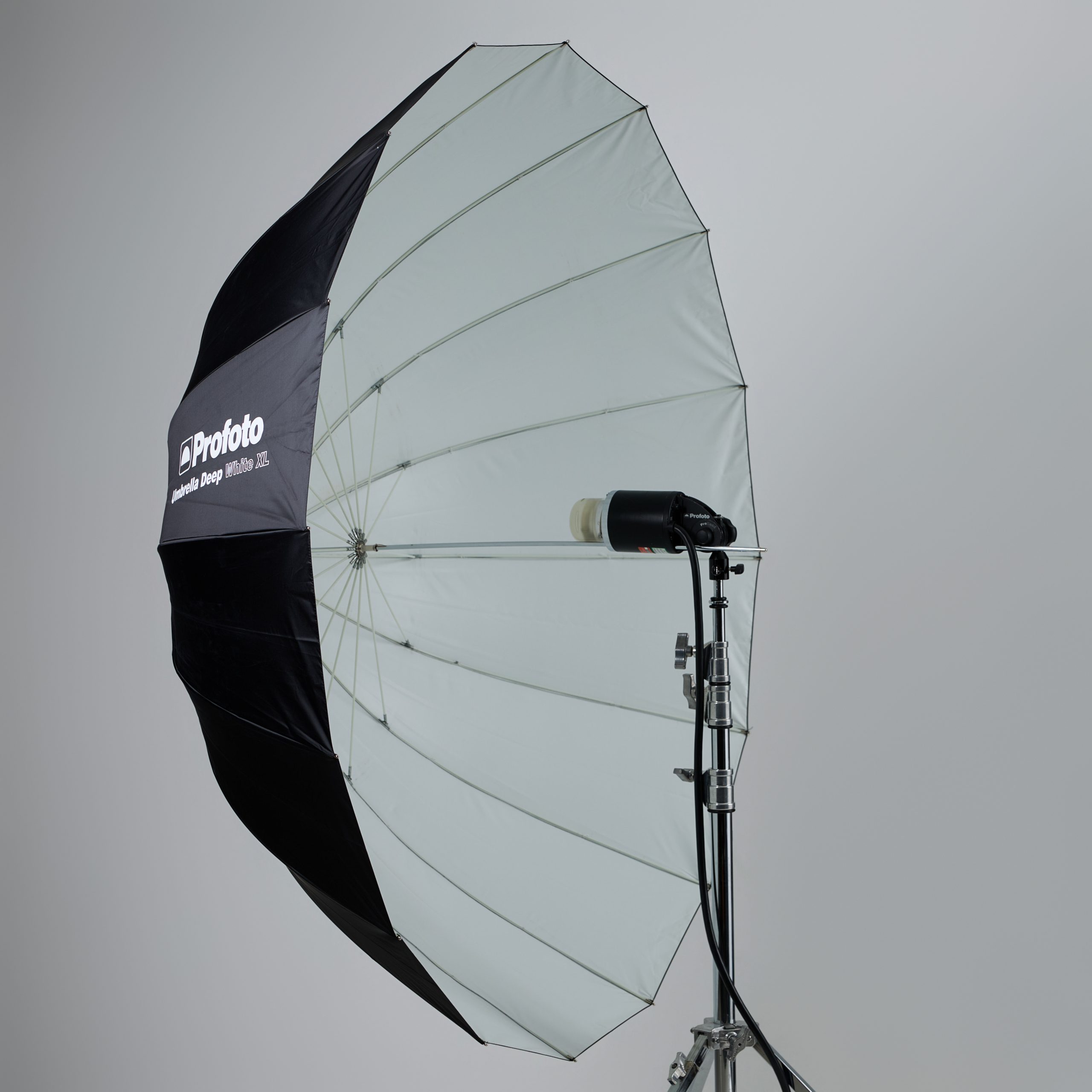 Profoto Umbrella Deep White Extra Large - Image 1