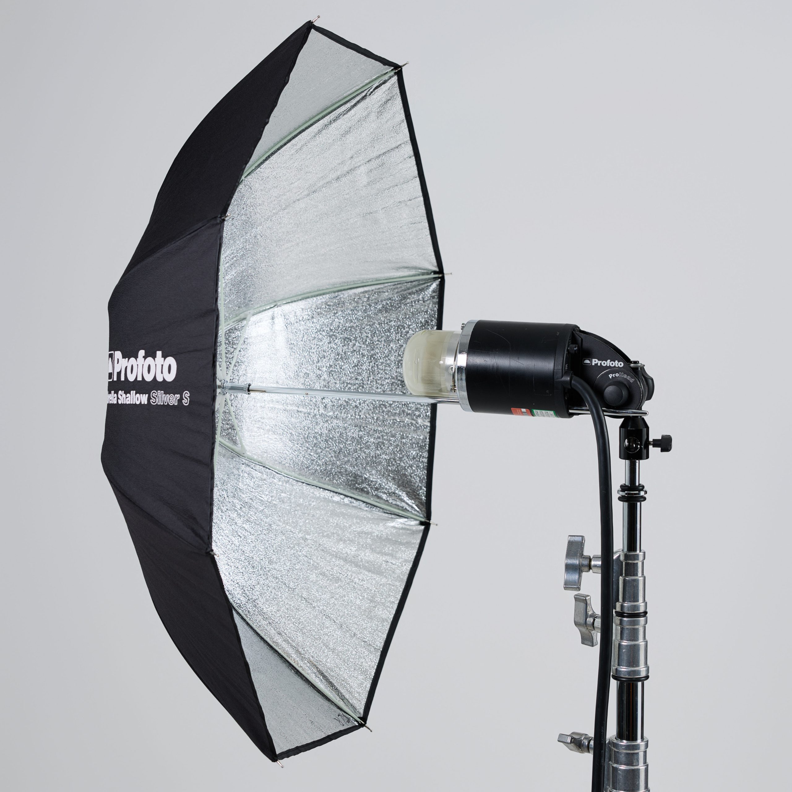 Profoto Umbrella Shallow Silver Small - Image 1