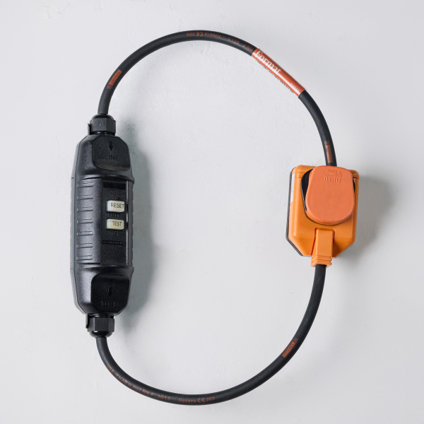 13A inline RCD
