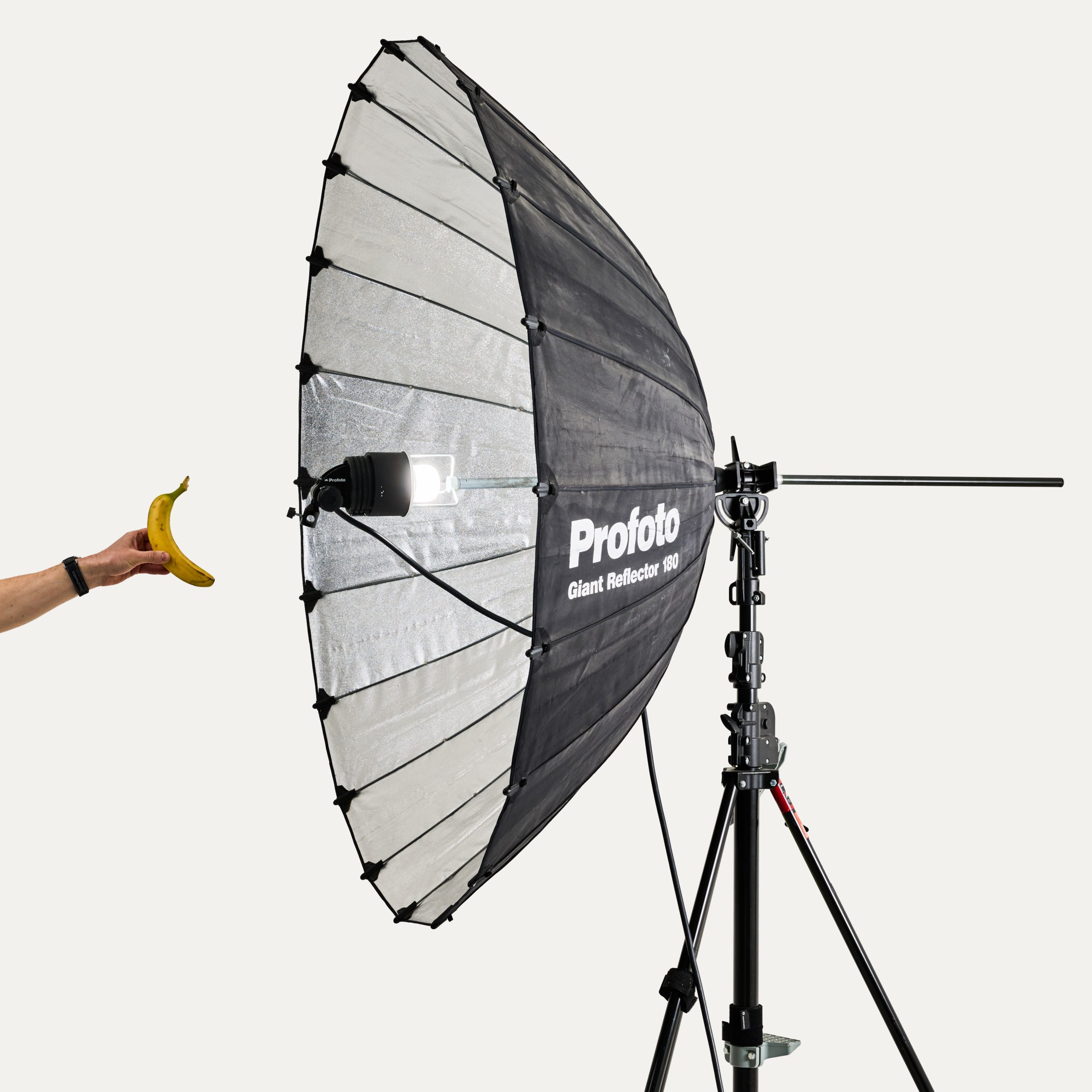 Profoto Giant Reflector 180 - Image 2